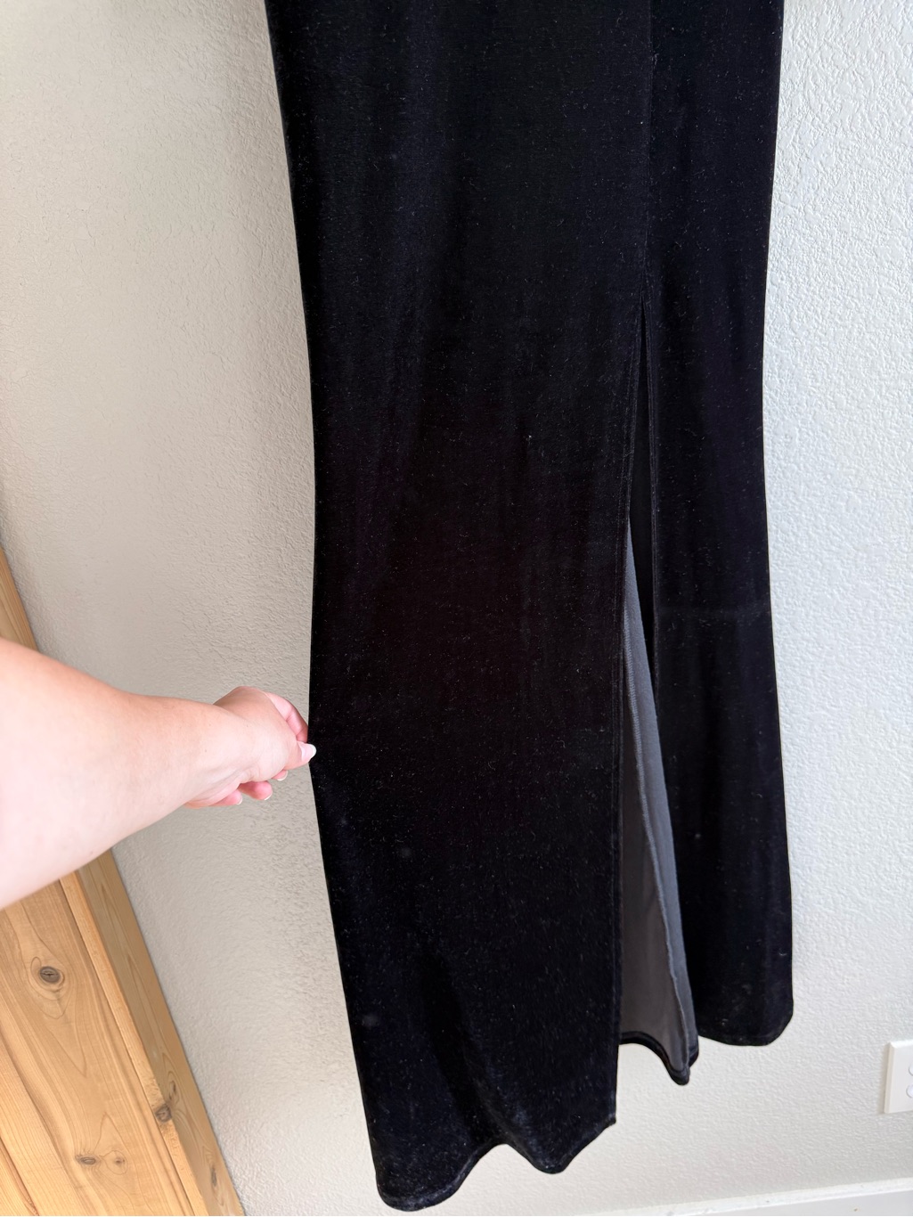Windsor Black Velvet Long Sleeve V-Neck Gown — image 2 of 3